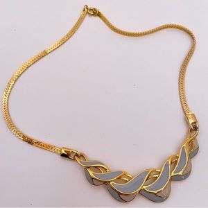 Trifari Gold and Cream Necklace